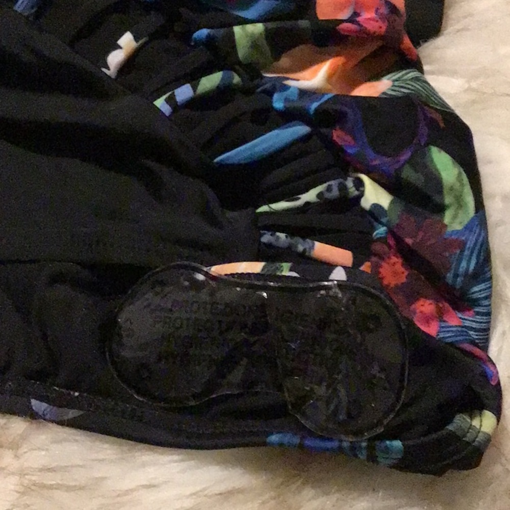 Beautiful One piece Swimsuit 2X NWT - Picture 5 of 8